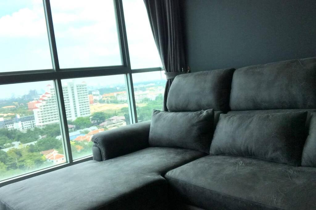 Stunning Seaview Suite 乔木提恩海滩 外观 照片